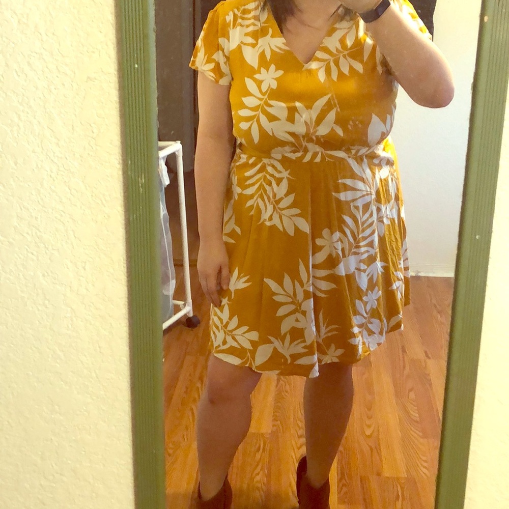 OLD NAVY: Yellow dress with white flowers/ferns